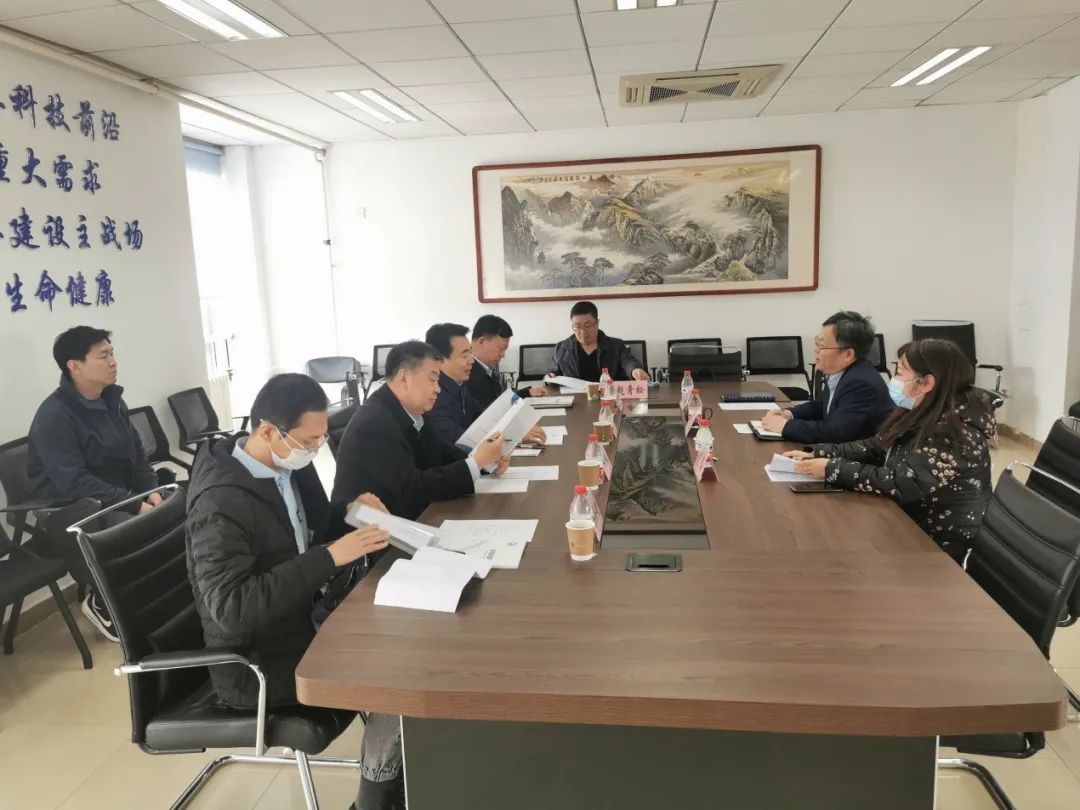 全國(guó)人大代表、內(nèi)蒙古興安盟委書(shū)記張曉兵一行到訪中國(guó)農(nóng)業(yè)科學(xué)院農(nóng)產(chǎn)品加工研究所